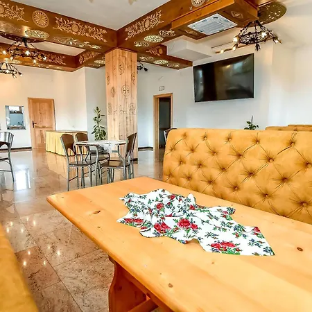 Bed & Breakfast Cichowianski Folk & Prestige 3*