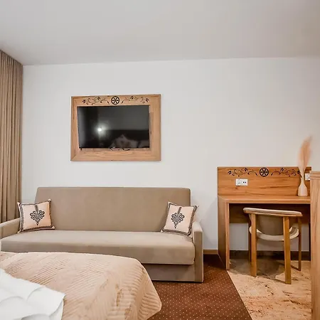 Bed & Breakfast Cichowianski Folk & Prestige Poronin