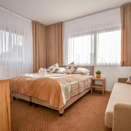 Bed & Breakfast Cichowianski Folk & Prestige