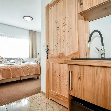 Cichowianski Folk & Prestige Bed & Breakfast Poronin