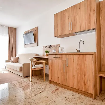 Bed & Breakfast Cichowianski Folk & Prestige